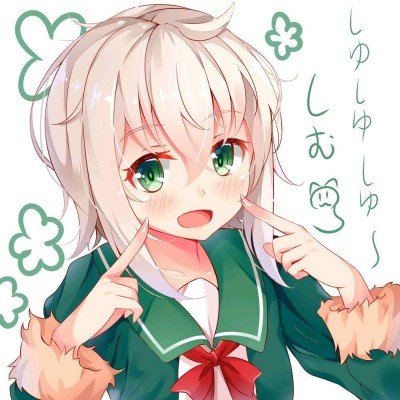 女子挖野菜挖到大蛇 双方都吓坏了
